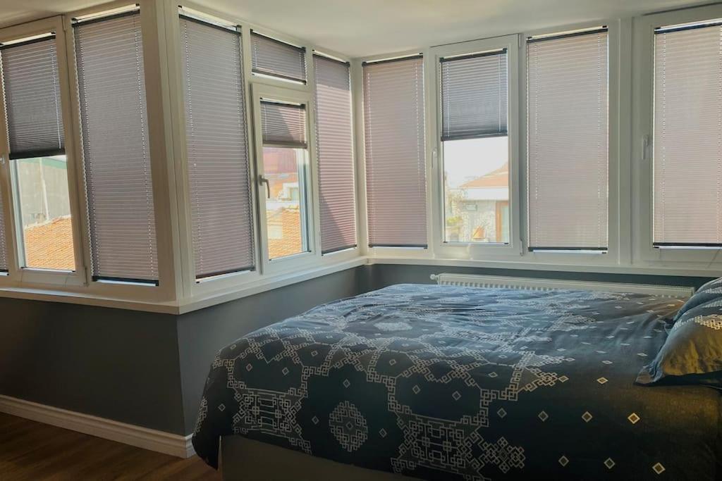 Апартаменты Sisli Osmanbey Taksim Large Terrace, Quietness And Space Стамбул Экстерьер фото